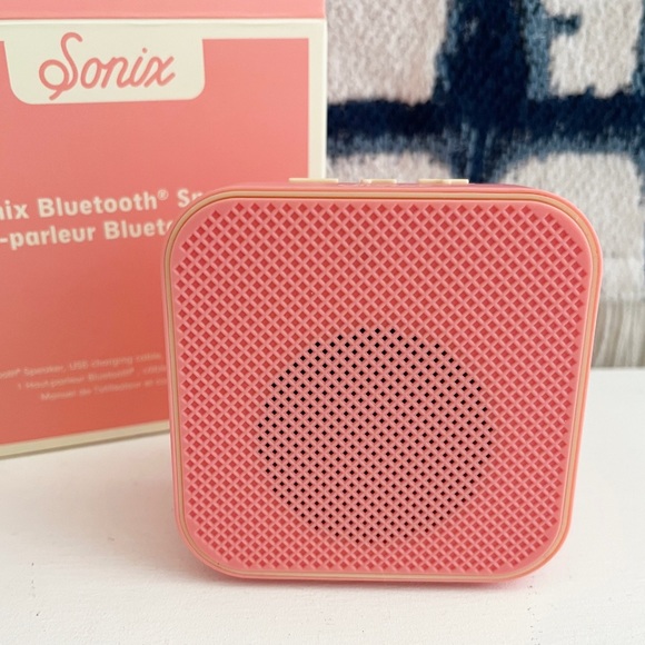 SONIX Bluetooth Speaker - Picture 1 of 3